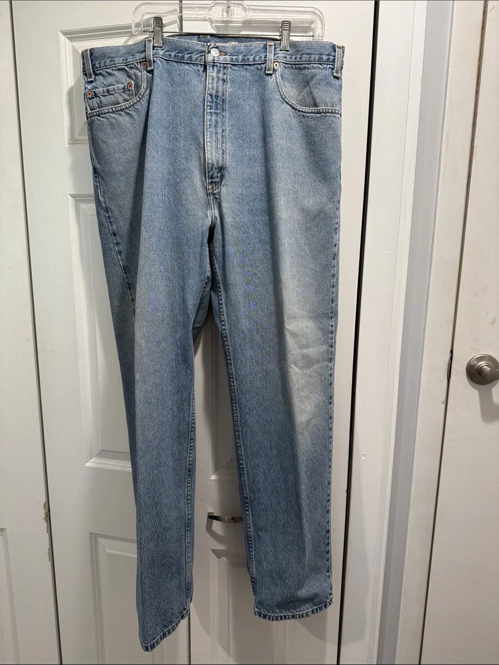 Levi's 505 Men's Straight Jeans in Light Blue Wash